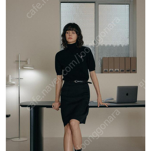 새상품 룩캐스트 애니 미디 스커트