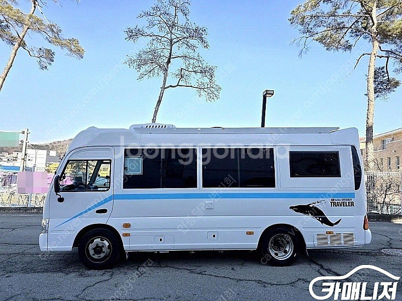 [중대형버스]뉴카운티 캠핑카 (4인승) 중고차 판매합니...--3