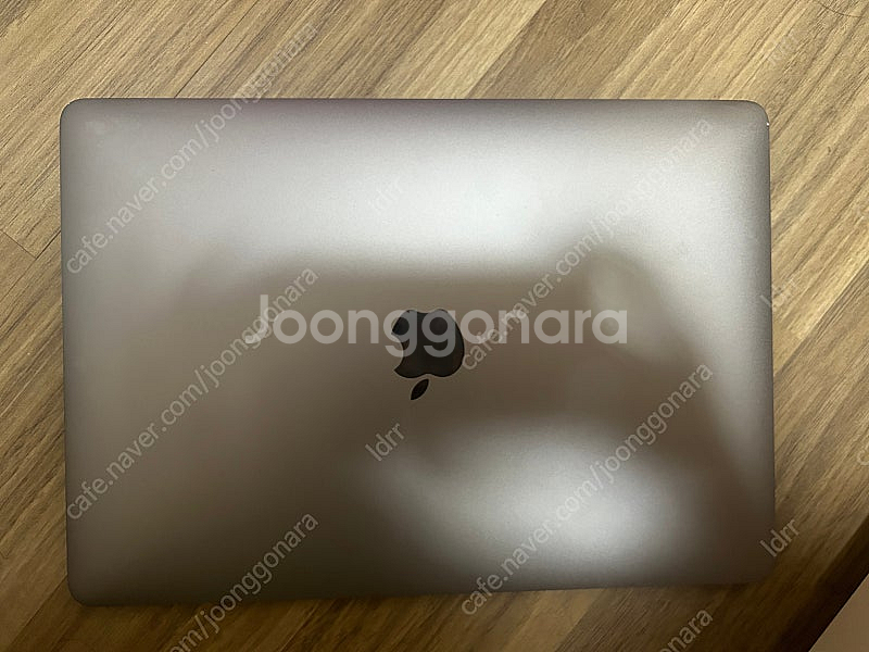 맥북프로 터치바 13인치 2018 i5 8gb 256g...--0