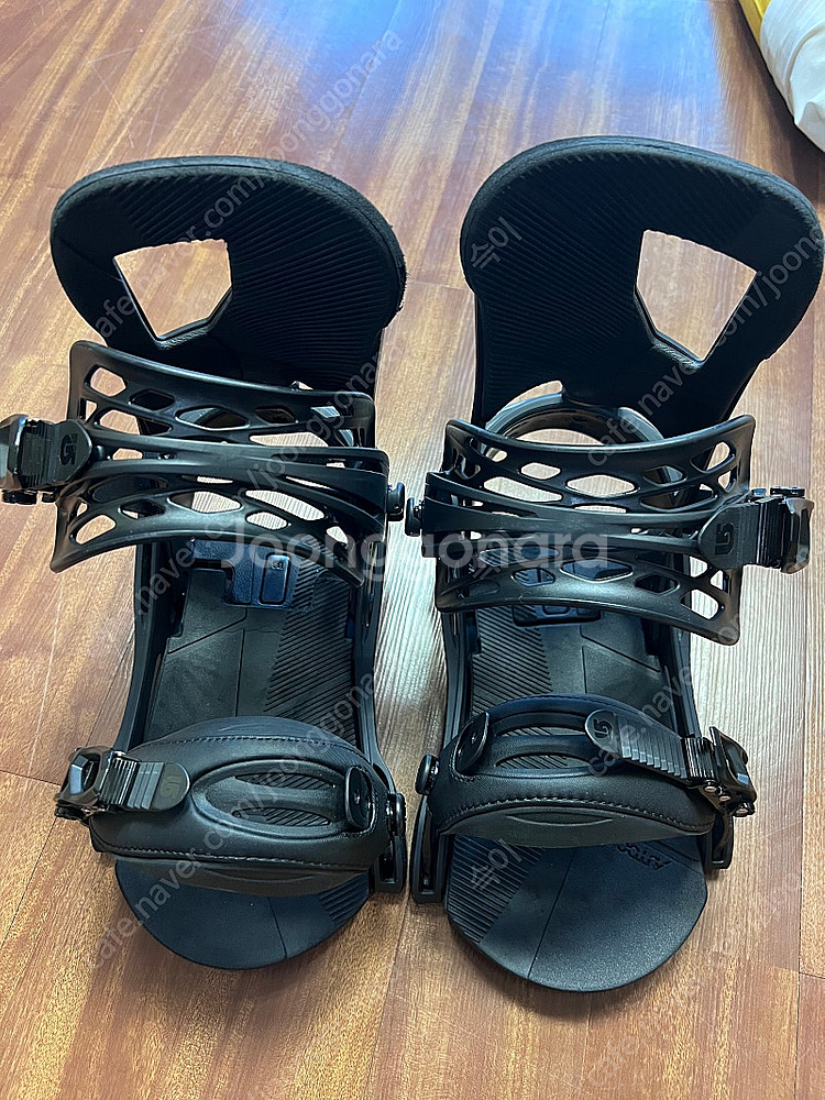 버튼 카르텔 바인딩M 팝니다.--0