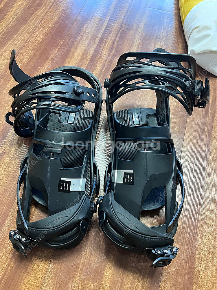 버튼 카르텔 바인딩M 팝니다.--1