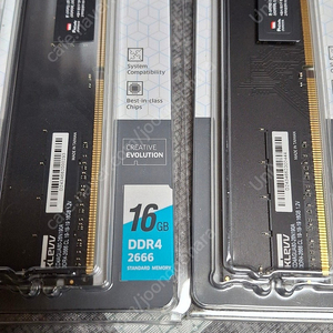 KLEVV ddr4 16g 2666 CL19 리퍼 미개봉 팝니다.