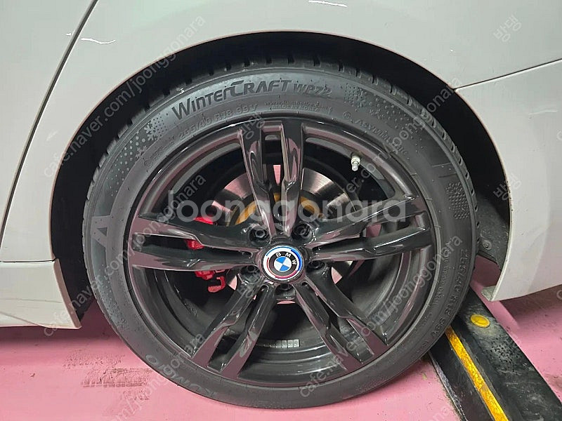 금호윈터크래프트. 225/45/18-앞2개. 255/40/18-뒤2개. 세트. 거의새상품 팝니다--7