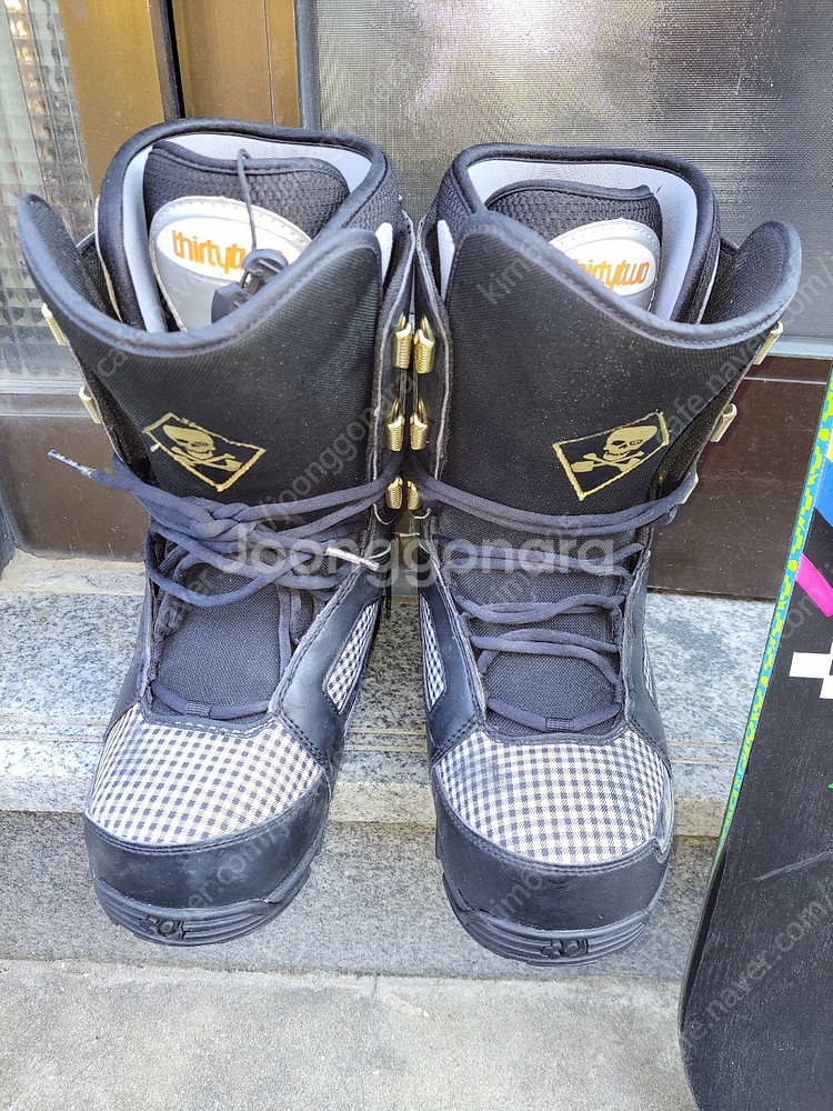 스노우보드 데크 145센치정도 바인딩은 다른것으로 교체하였음 중고 5만원 택배 착불--1