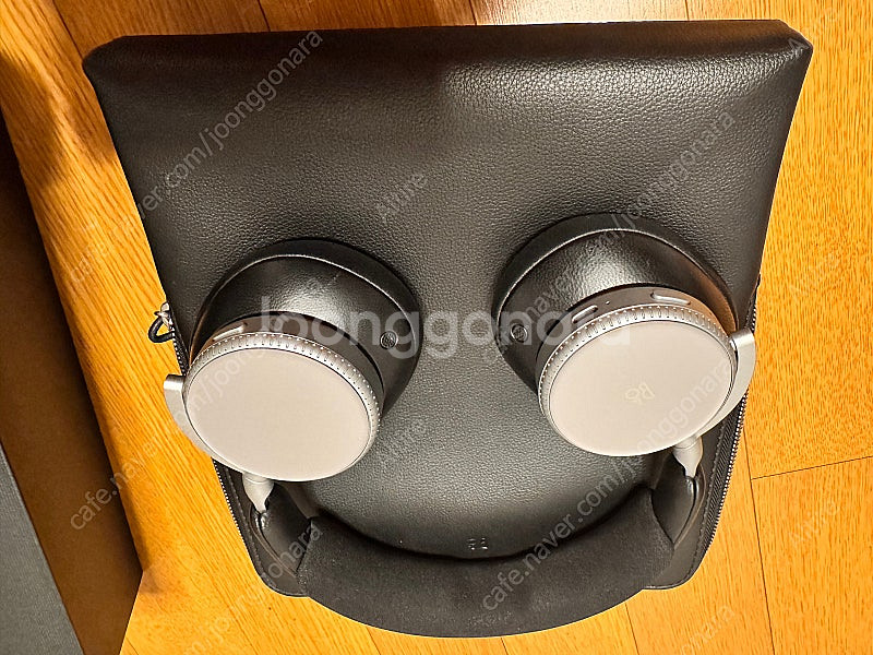 뱅앤울릅슨 Beoplay H100--2