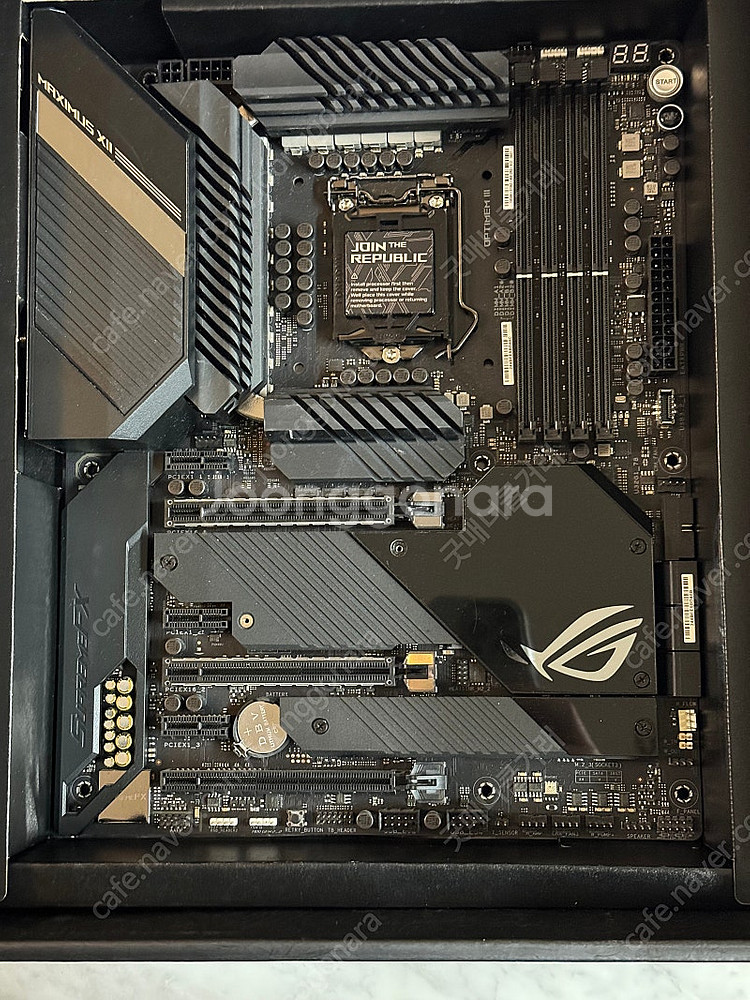 Z490 Asus rog maximus hero--2