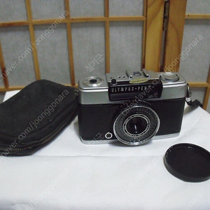 OLYMPUS-PEN EE-3