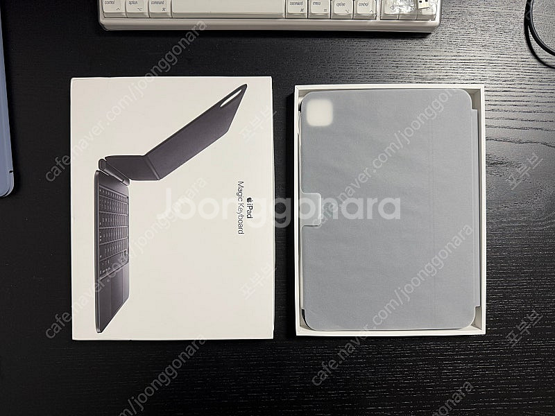 아이패드프로 11 M4 용 매직키보드 스페이스블랙 영문자판 팝니다--3