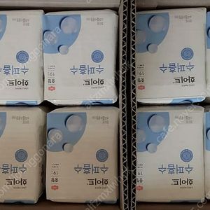 화이트 수퍼흡수 중형 19매*8팩