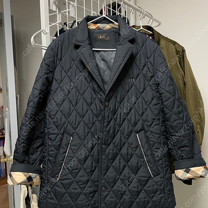 닥스 누빔 자켓 (140), 닥스 니트조끼 (150) 나비 넥타이