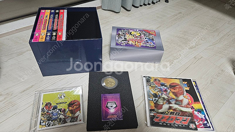 마스크맨 DVD 초회판 판매합니다.--1