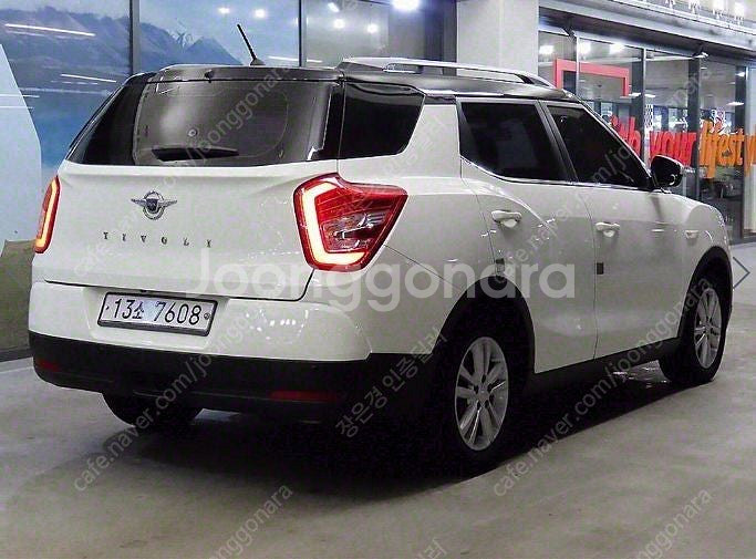 ★특가★ 570만원 2017년식 138,000Km KG모빌리티(쌍용) 티볼리 에어 디젤 2WD AX--3