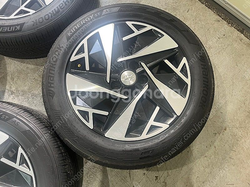 [판매] 더뉴 그랜저 하이브리드 17인치 중고휠타이어 ...--3
