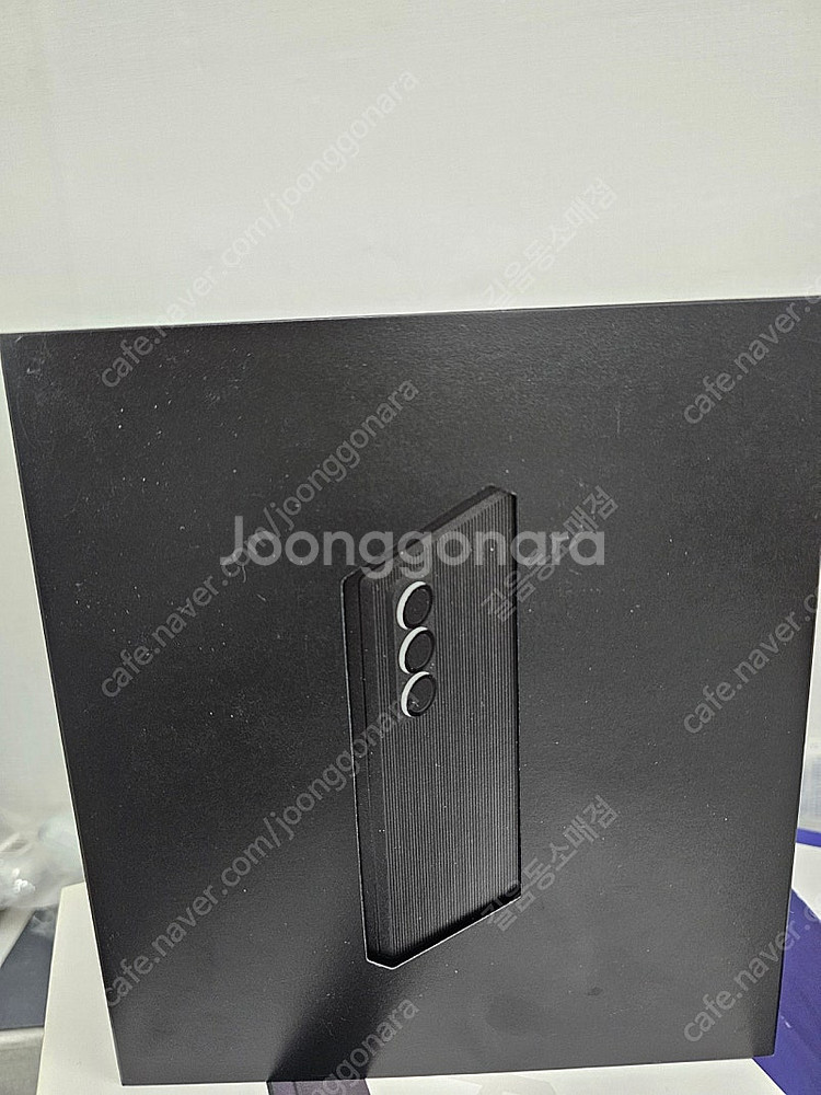 갤럭시Z폴드Se(스페셜에디션) 미개봉 자급제 판매합니다...--0