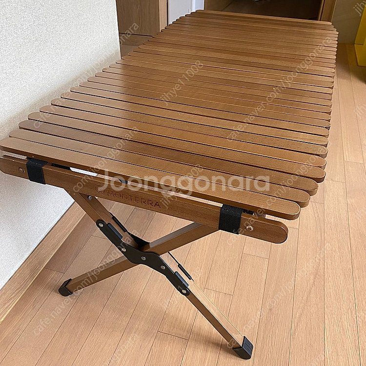 몬테라 우드 롤테이블 L 1200 팝니다--1