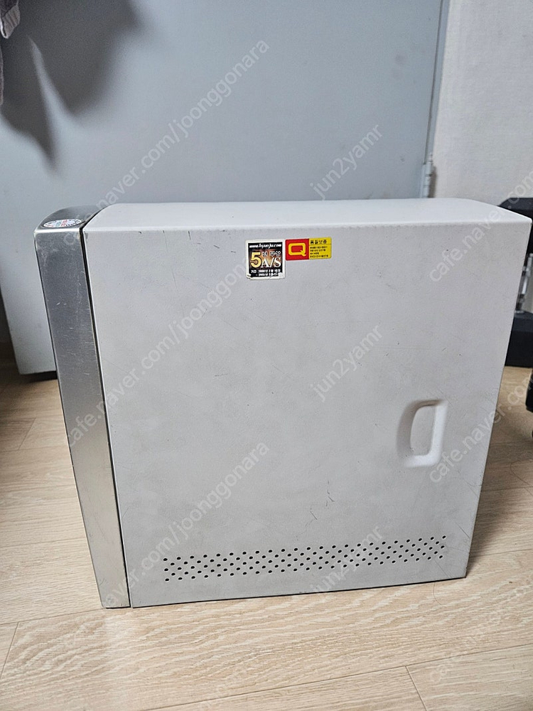 구형 컴퓨터pc 현주컴퓨터 본체 팝니다--2