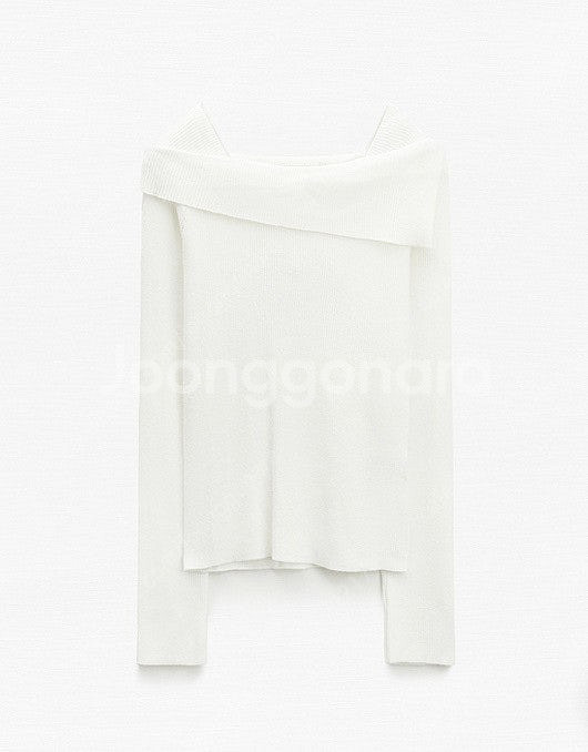 미쏘 언발숄더 스퀘어넥 니트 /아모멘토 낫띵리튼 던스트 더바넷 파사드패턴 리본빛 cos 문달 바이무드 그로브 킨다베...--2