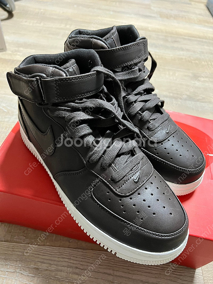 NIKELAB AIR FORCE 1 MID 275 90...--1
