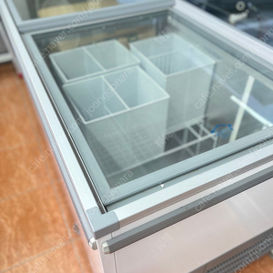 캐리어 인버터 냉동평대 냉동고 CSC-721FKEI 팝니다.