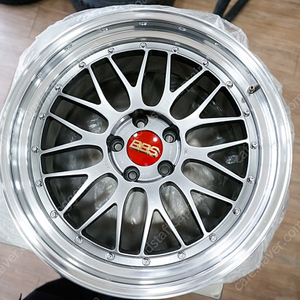 BBS LM 19인치 팔아요