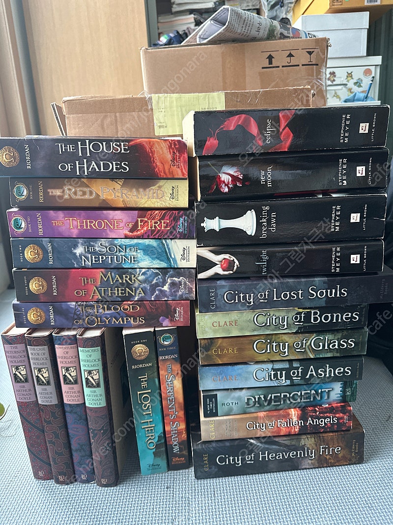 RICK RIORDAN, CASSANDRA CLARE ...--0