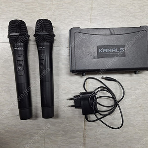 KANALS 무선마이크 900대역_BK7200N 판매합니다.