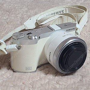 삼성 미러리스 카메라 NEX300 화이트