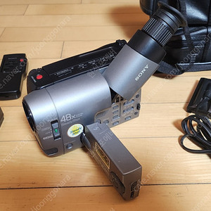 SONY 소니 8mm CCD-TRV21 칼짜이즈 디지털 캠코더 카메라