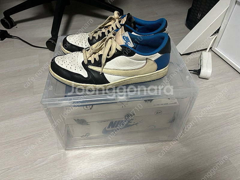 조던 1 로우 트래비스스캇 프라그먼트 280--1