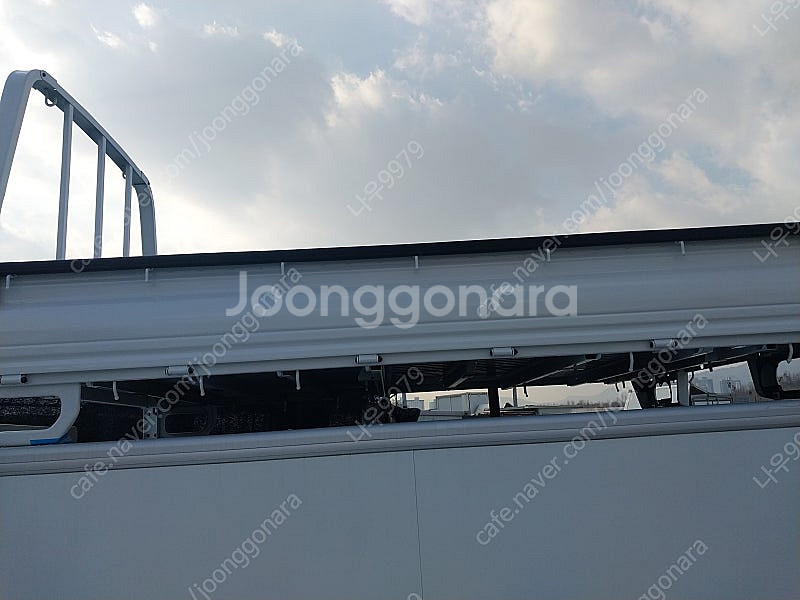 1톤화물차 포터2 봉고3 적재함입니다--1