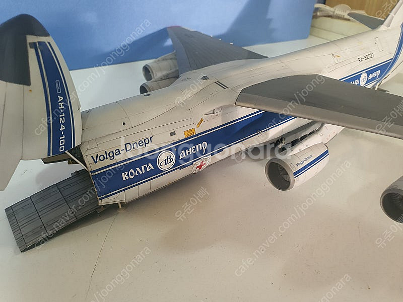 ANTONOV AN-124 RUSLAN-REVELL 1...--3