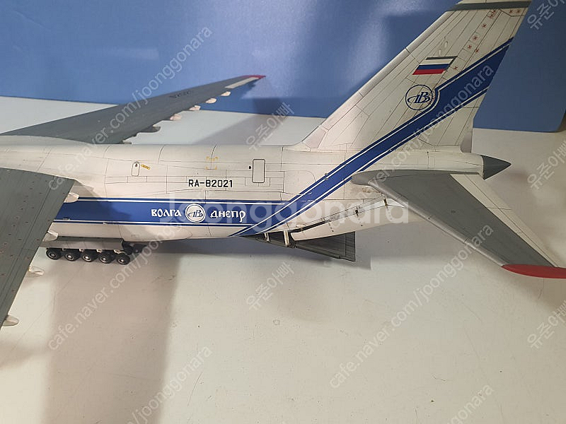 ANTONOV AN-124 RUSLAN-REVELL 1...--4