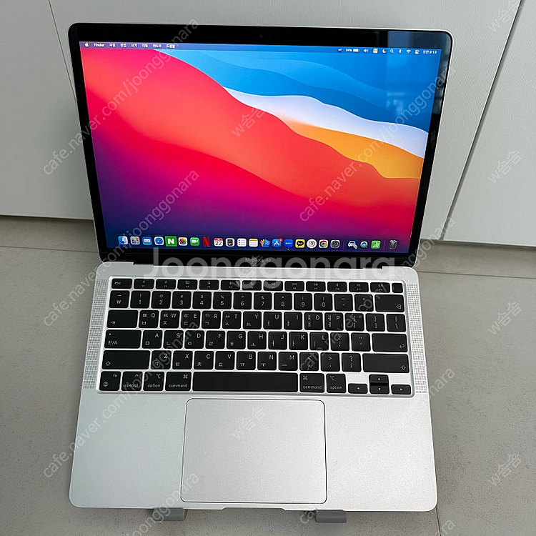 맥북에어 m1 13인치 실버 8GB 256G--1