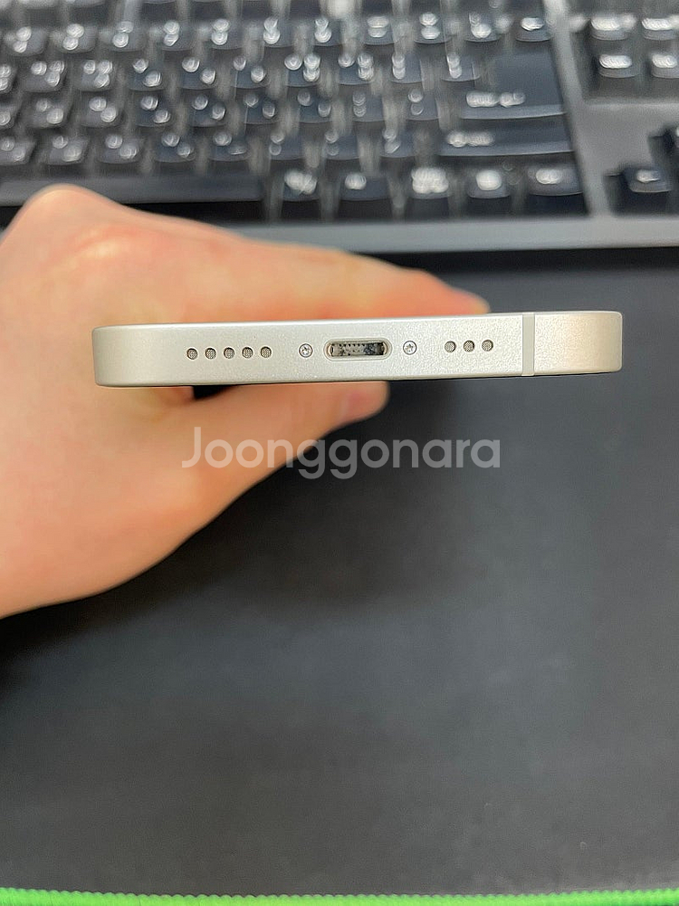아이폰14 화이트 256GB 상태좋은 중고54만팝니다.--5