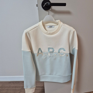 A.P.C 골프 맨투맨 S