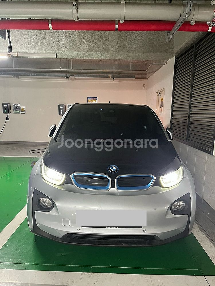 BMW i3--0