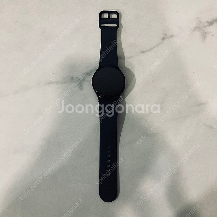 갤럭시 워치6 블랙 40MM 액정깨끗! 케이블포함 9만...--0