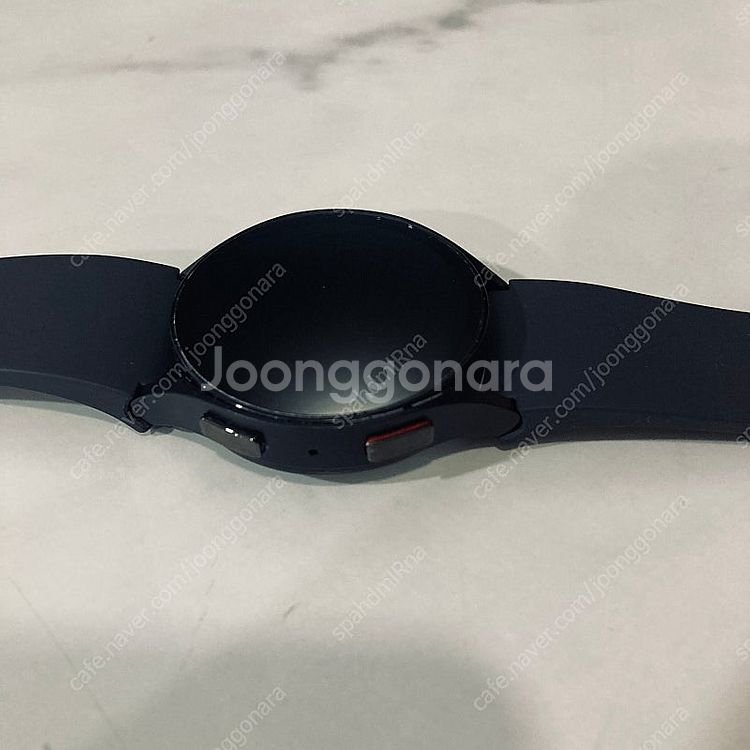 갤럭시 워치6 블랙 40MM 액정깨끗! 케이블포함 9만...--3