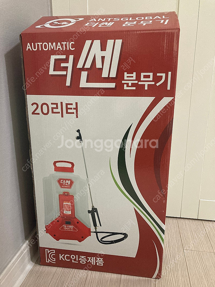더쎈 분무기 20L 팝니다.--0