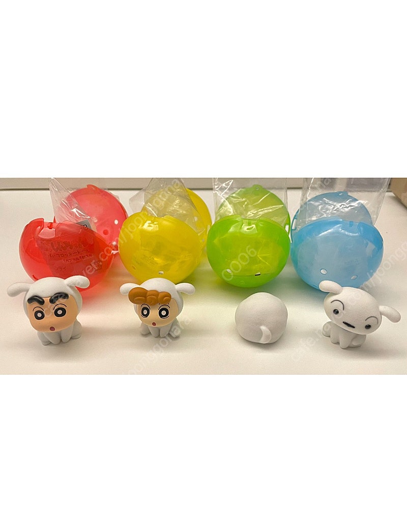 짱구,짱아,흰둥이,흰둥이솜사탕 플로키 가챠 4개 일괄