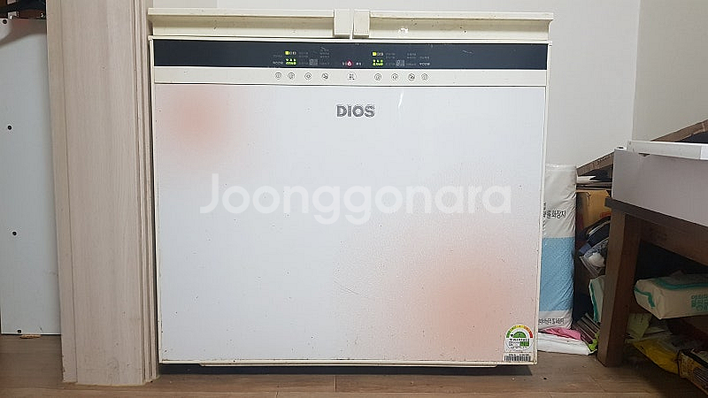 LG 디오스 189리터 김치 냉장고 6만원.--0
