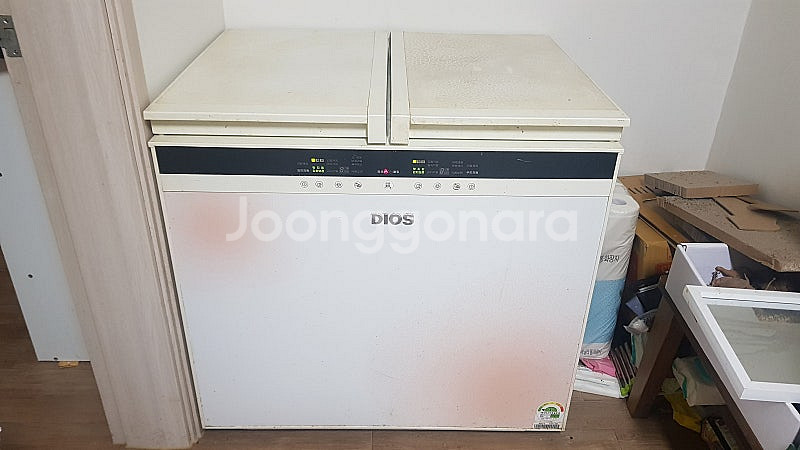 LG 디오스 189리터 김치 냉장고 6만원.--1