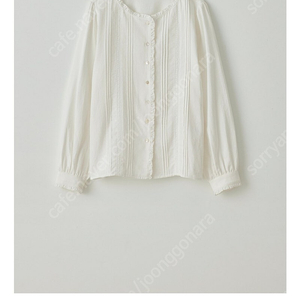 타낫 페핏 코튼 프릴 블라우스 아이보리 T/T Pepit cotton fril blouse (ivory) 택배비 포함