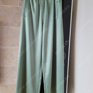 THE REUM 더름 SATIN WIDE PANTS ㅡ 운포65000