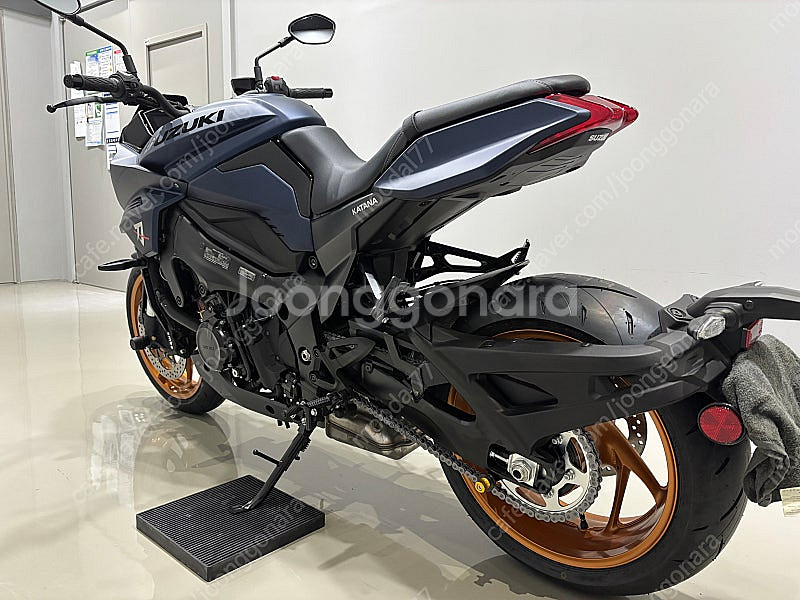 [대전] 스즈키 카타나 (GSX-S1000S) 무광블루...--4