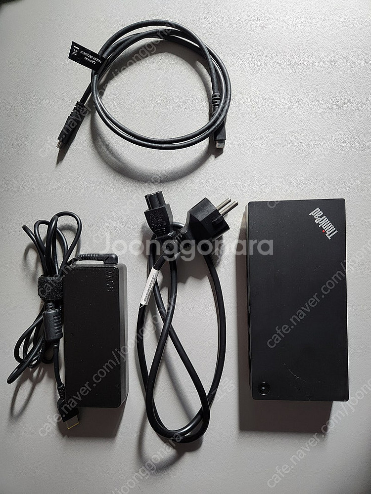 ThinkPad USB-C Dock Gen2--0