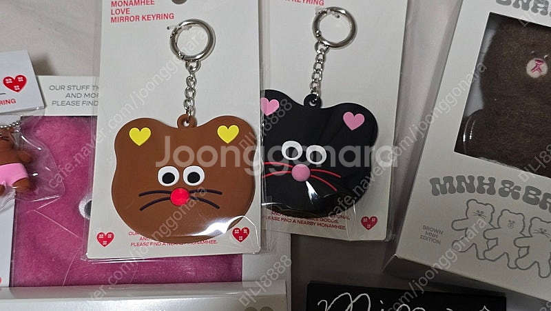 모남희 팝업 키링 파우치 거울 뱃지 블핑이 등--4
