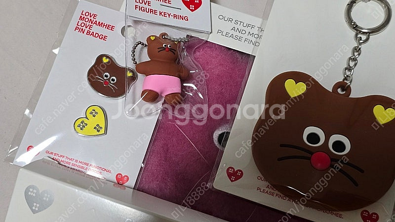 모남희 팝업 키링 파우치 거울 뱃지 블핑이 등--5