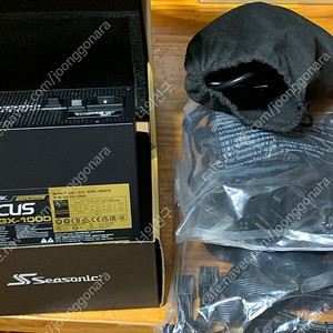 시소닉 FOCUS GOLD GX-1000 Full Modular 양도합니다.