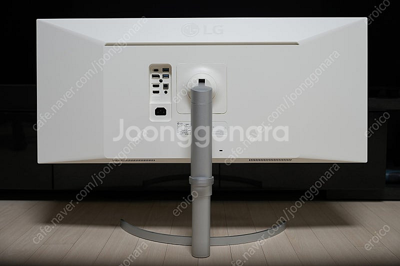 LG 34WK95U--0
